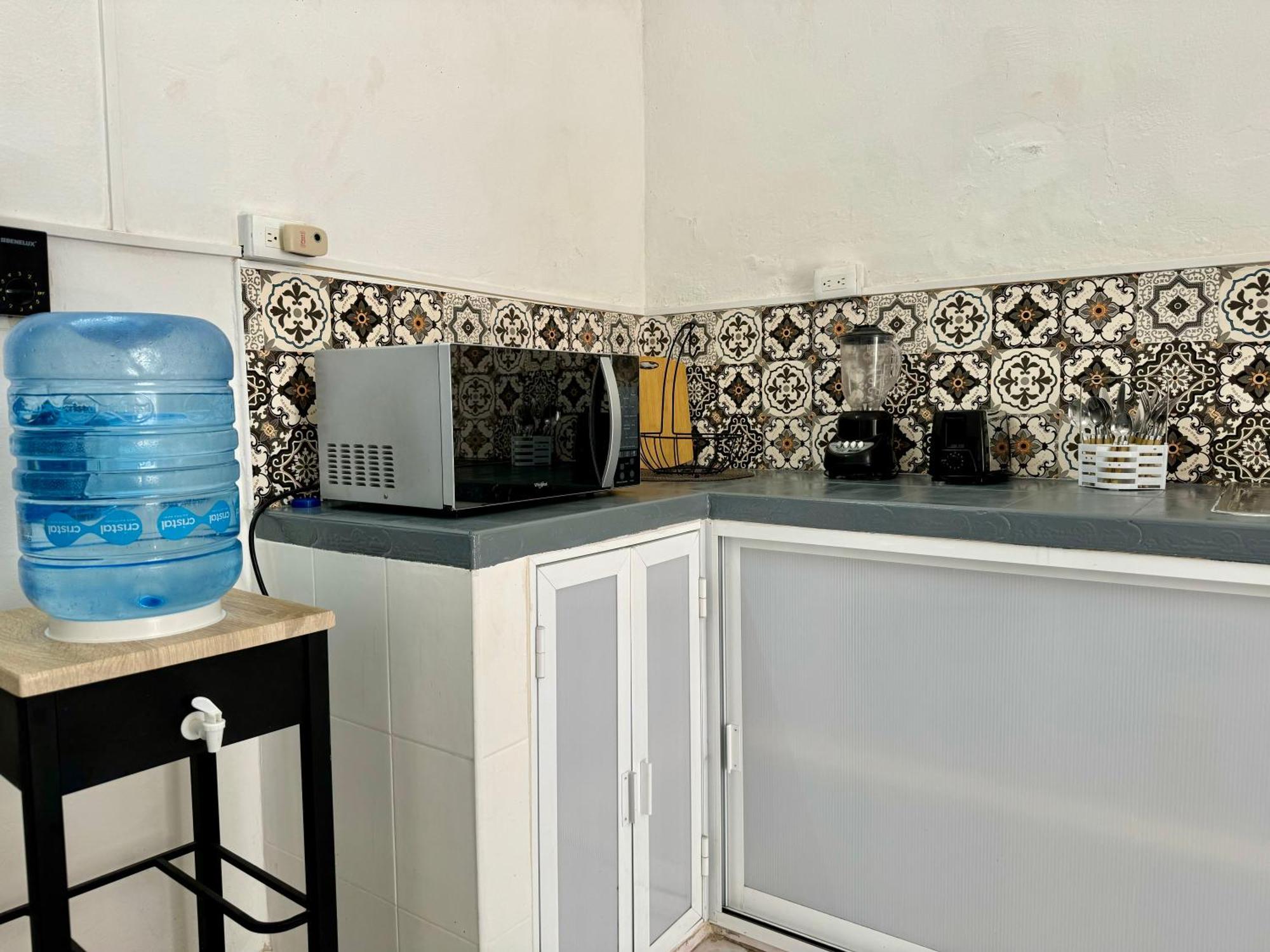 Casita Azul Colonial En El Centro De Merida. Bagian luar foto