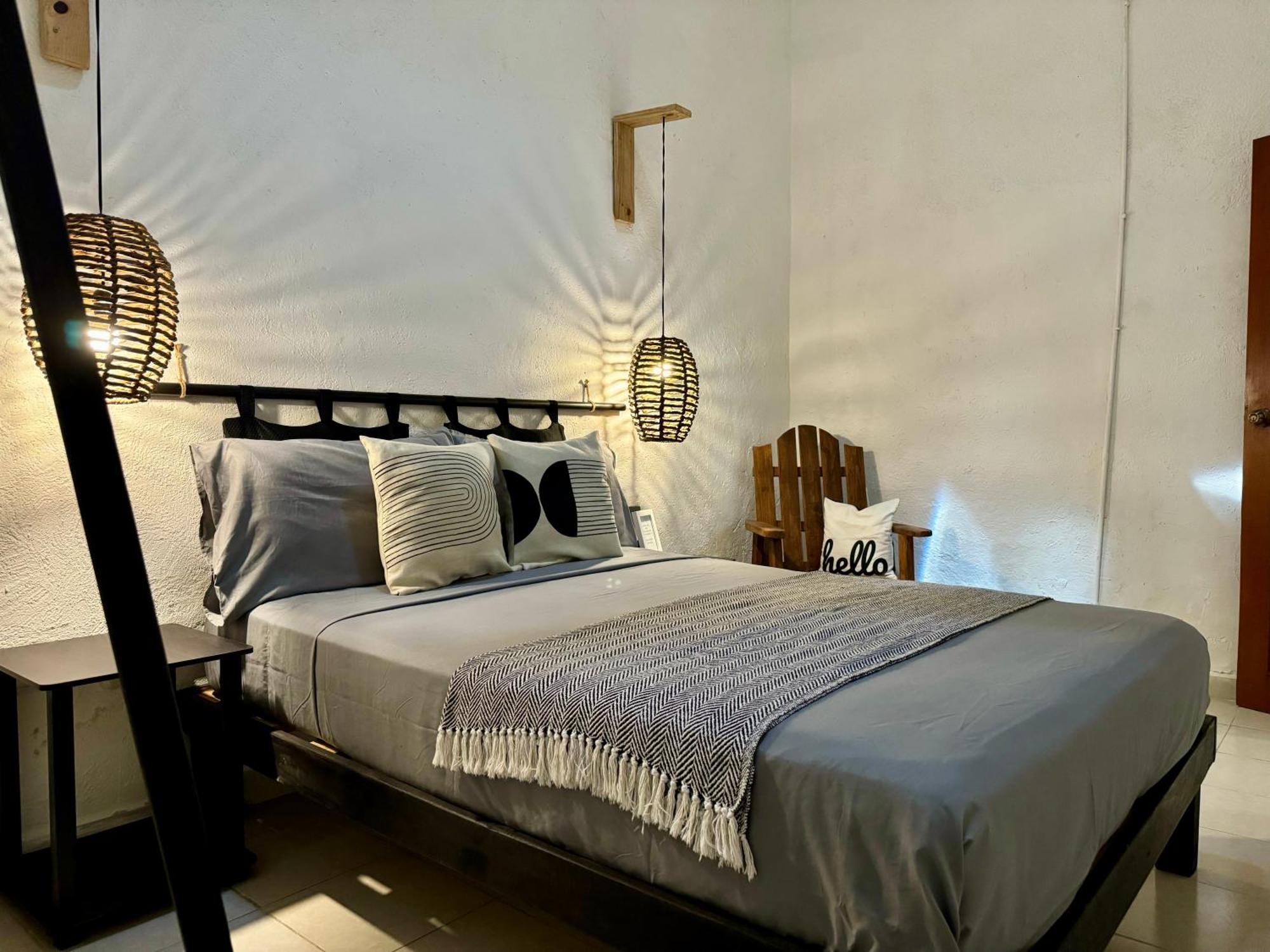 Casita Azul Colonial En El Centro De Merida. Bagian luar foto